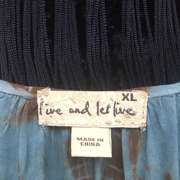 Boho top by Live and Let Live. Tie dye, eyelet sleeves & embroidered detail. XL - Picture 8 of 11